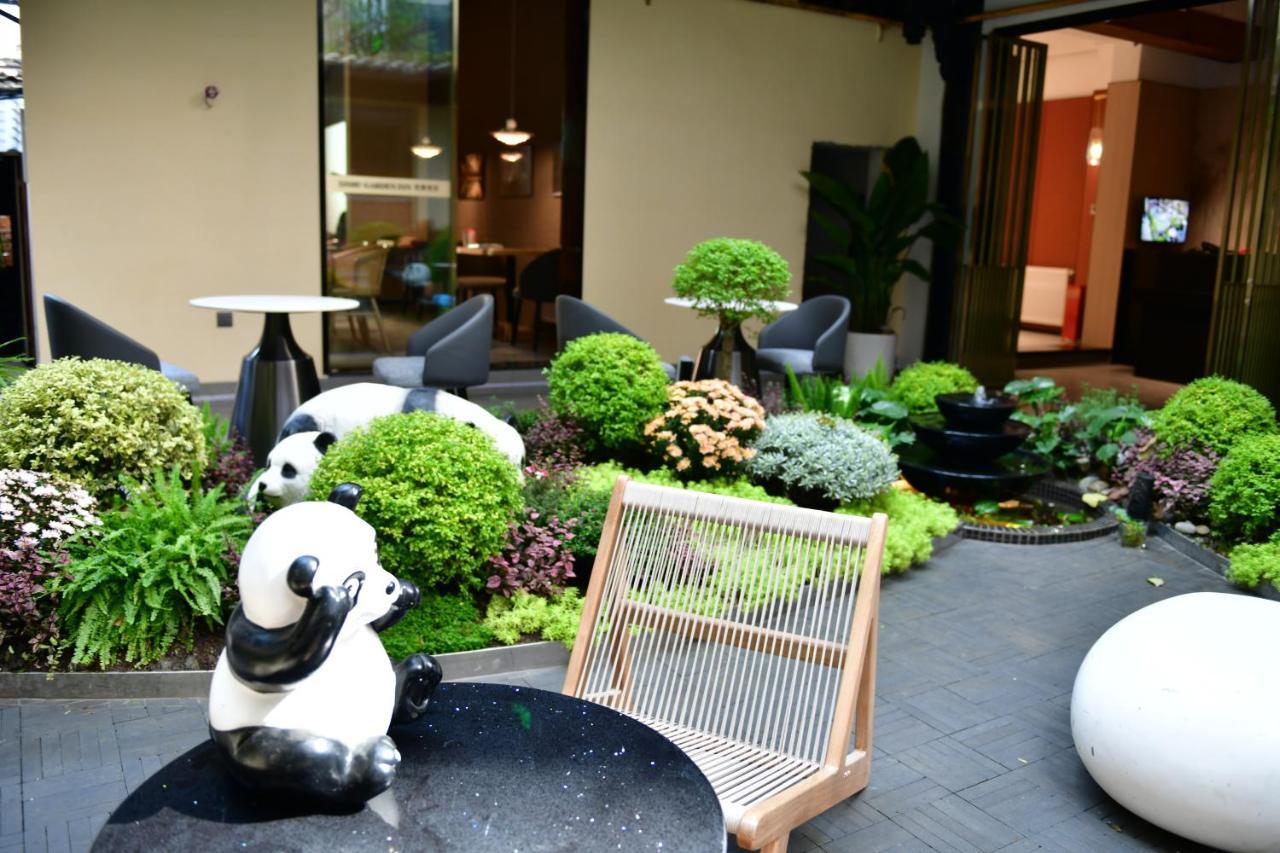 Xishu Garden Inn - Travel Agency Service - Car Rent Service - English Speaking Chengdu Eksteriør billede