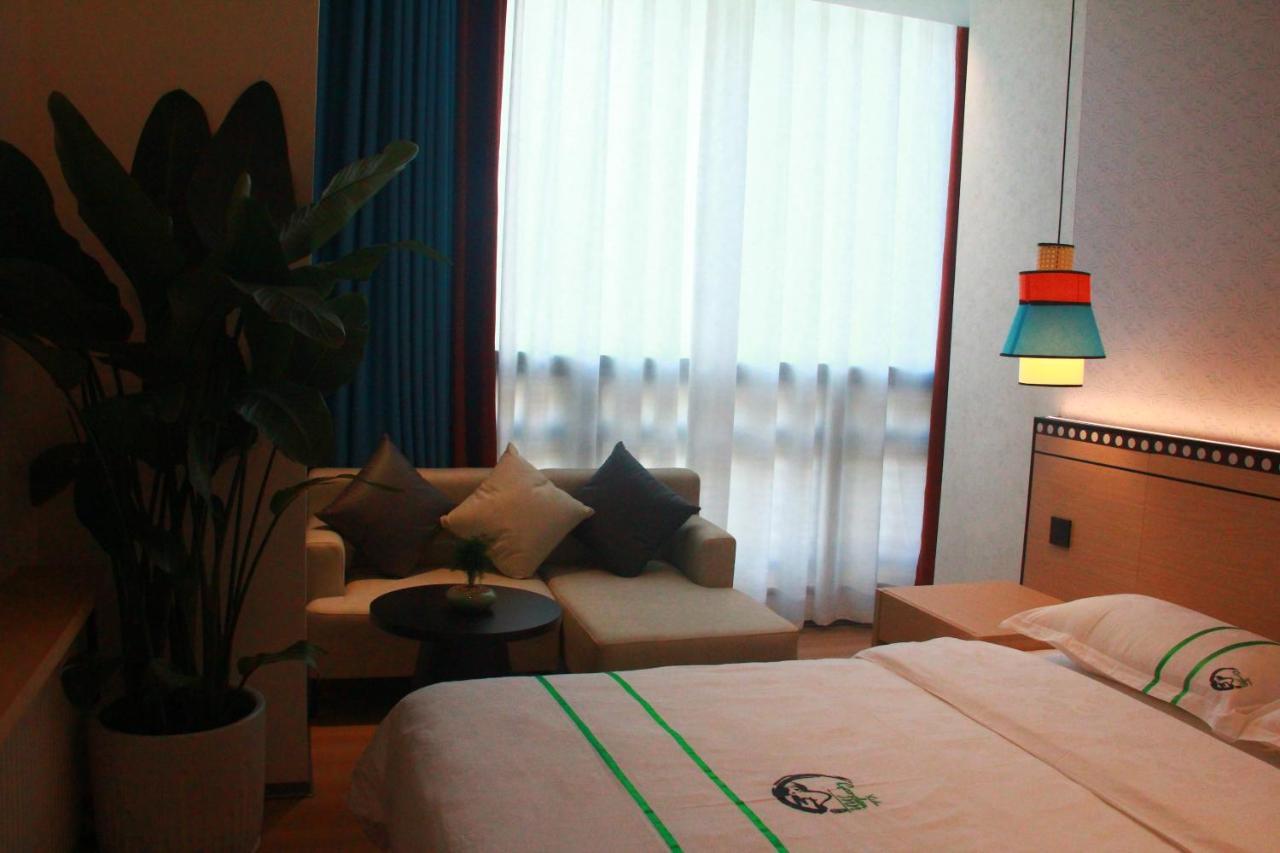 Xishu Garden Inn - Travel Agency Service - Car Rent Service - English Speaking Chengdu Eksteriør billede