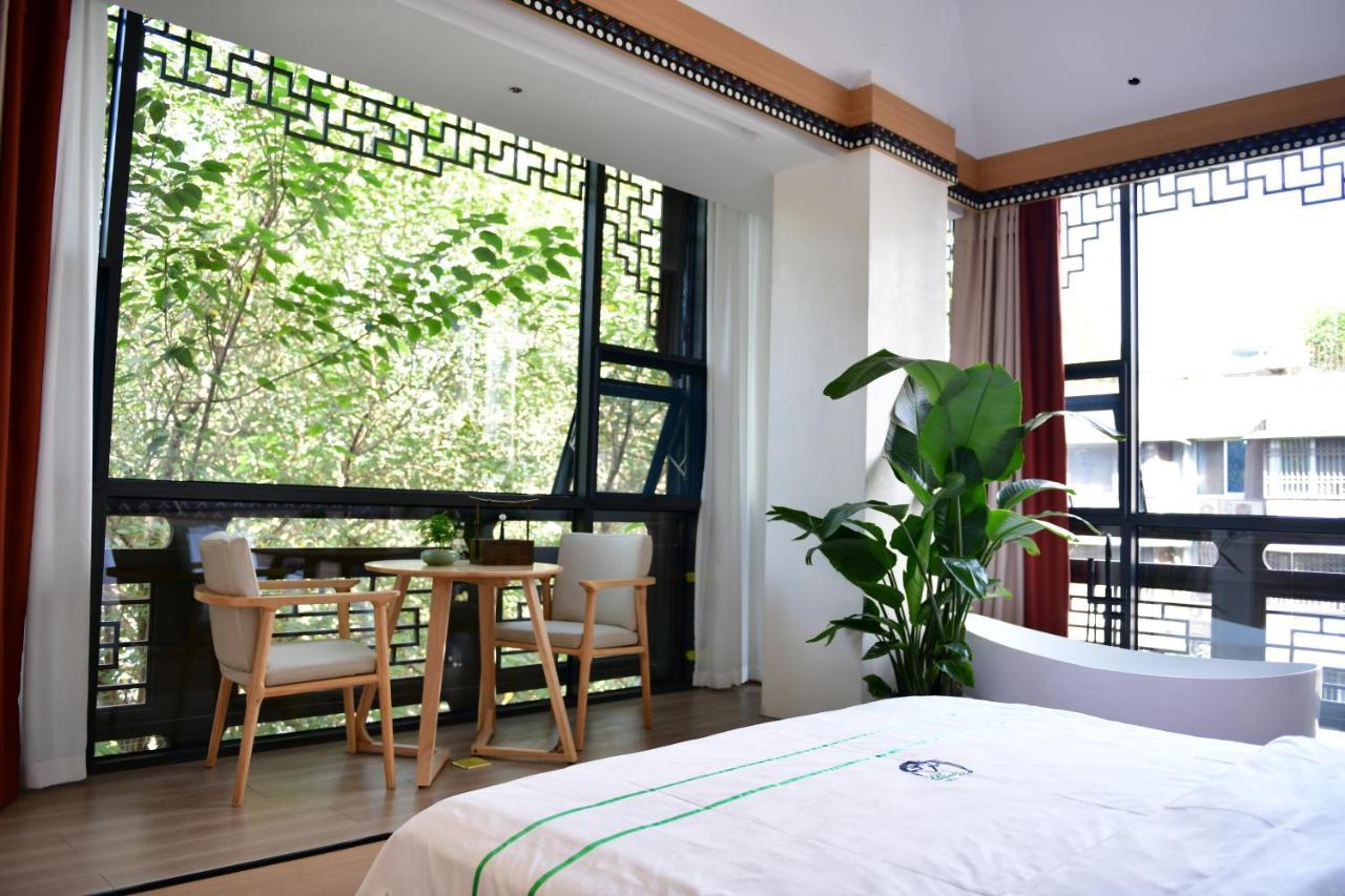 Xishu Garden Inn - Travel Agency Service - Car Rent Service - English Speaking Chengdu Eksteriør billede