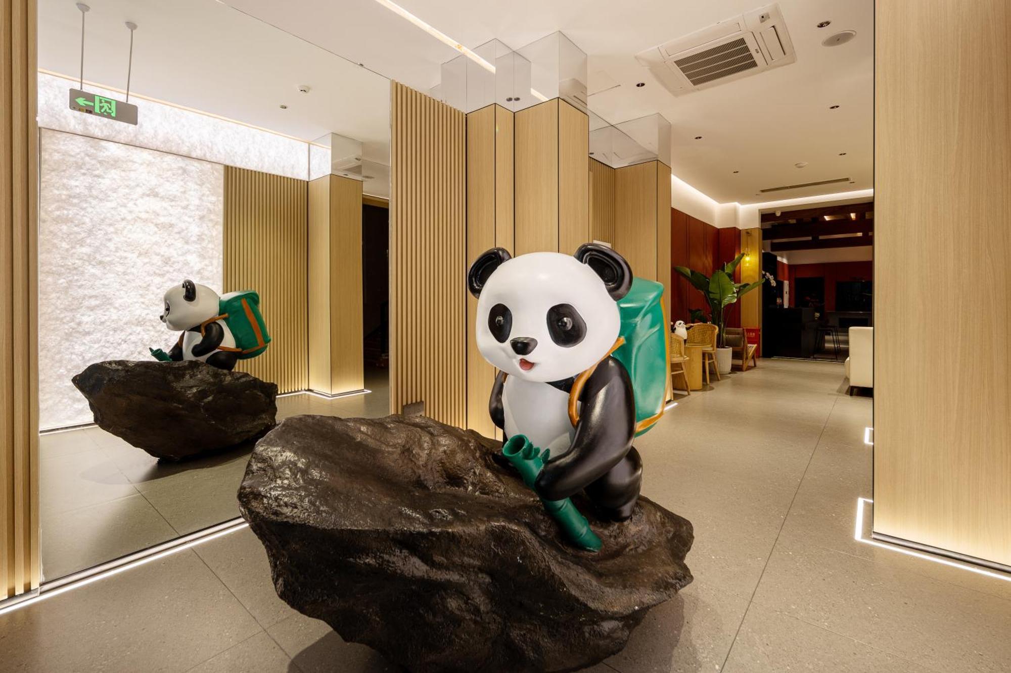 Xishu Garden Inn - Travel Agency Service - Car Rent Service - English Speaking Chengdu Eksteriør billede