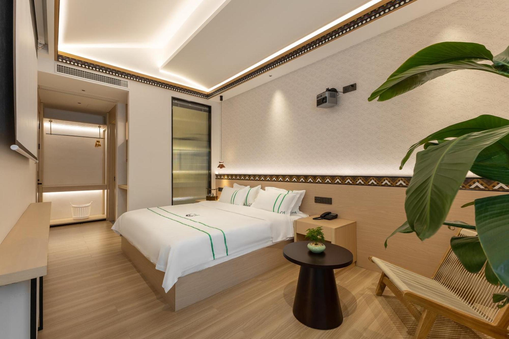 Xishu Garden Inn - Travel Agency Service - Car Rent Service - English Speaking Chengdu Eksteriør billede