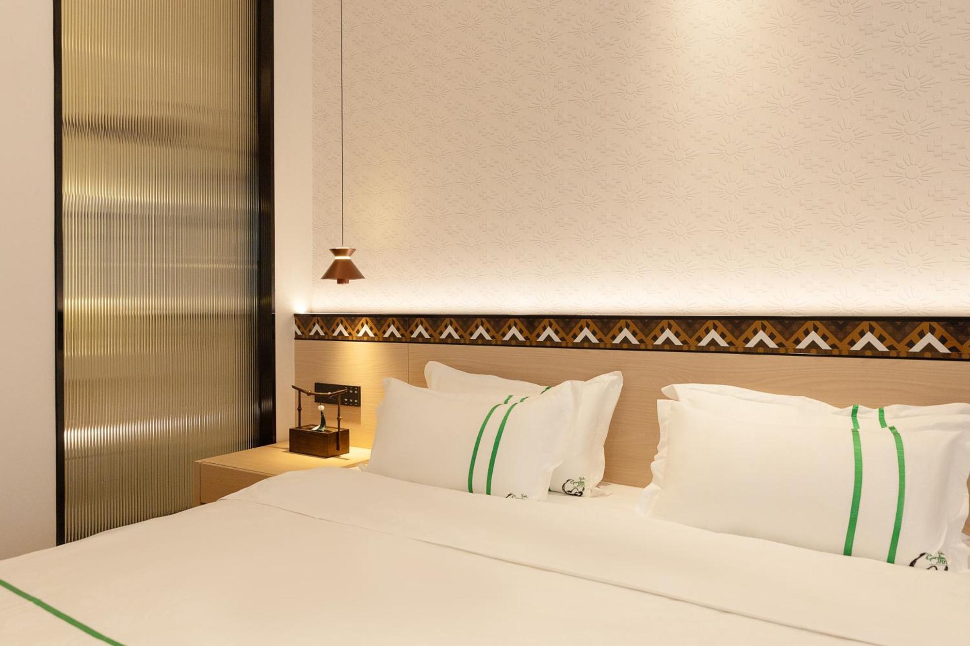 Xishu Garden Inn - Travel Agency Service - Car Rent Service - English Speaking Chengdu Eksteriør billede