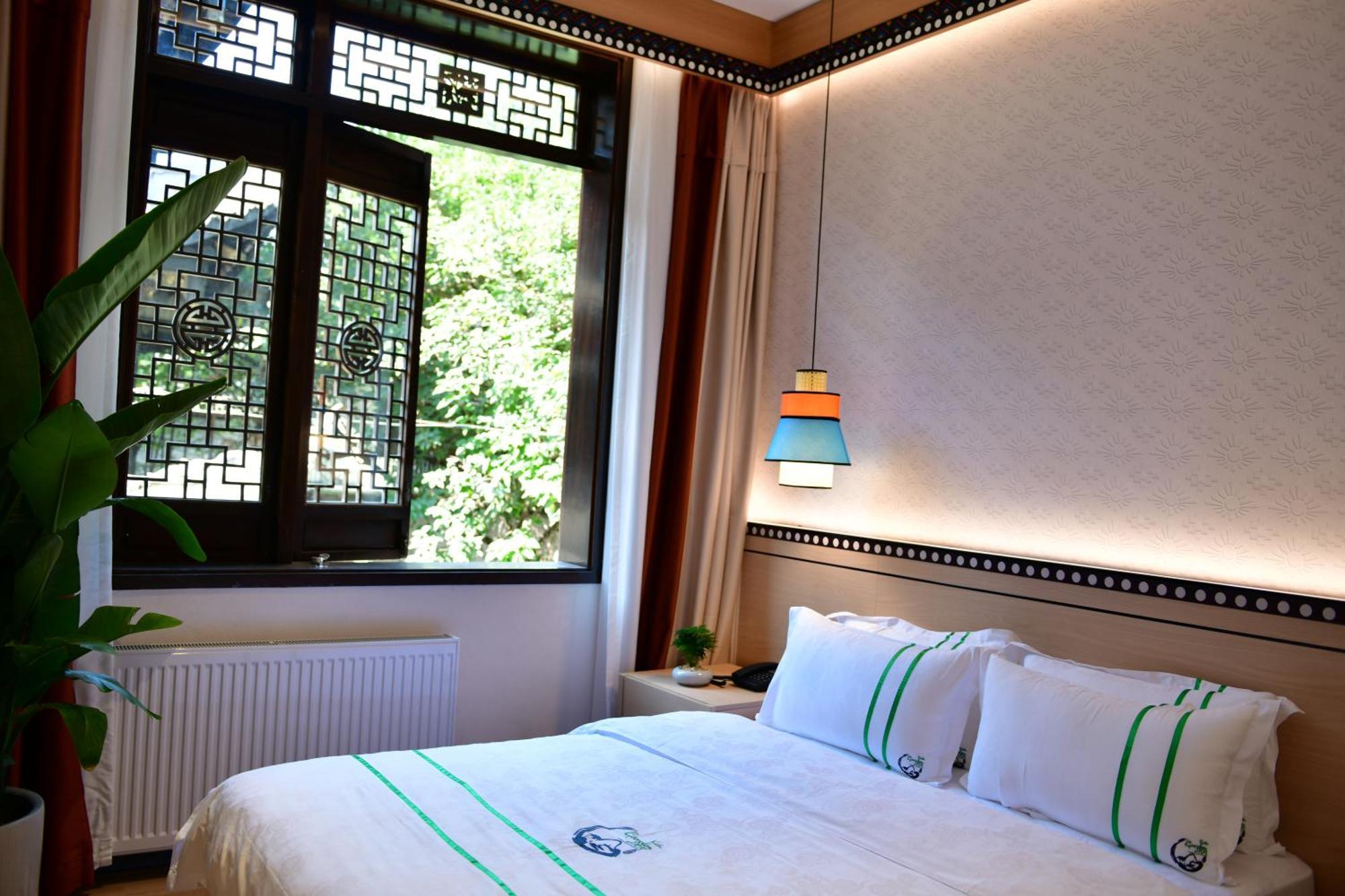 Xishu Garden Inn - Travel Agency Service - Car Rent Service - English Speaking Chengdu Eksteriør billede